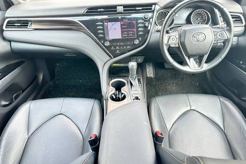 Used 2018 Toyota Camry 2.5V